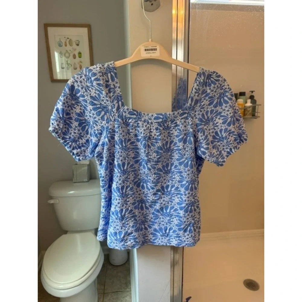 LOFT Women's Small Blue White Eyelet Floral Puff Sleeve Cotton Top